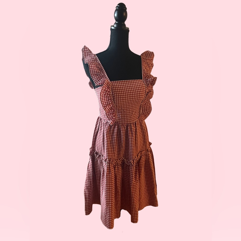 Sweetheart red and white seersucker apron dress